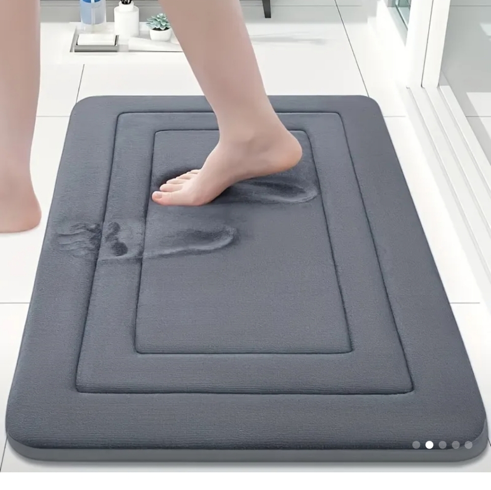 Gray Bath Mat - Picture 2 of 3